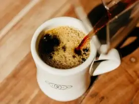 A Cup of Joe, Secangkir Joe